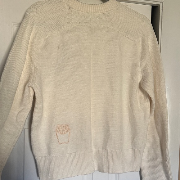 Abercrombie & Fitch Cream Sweater with Embroidered Accents - Picture 3 of 3